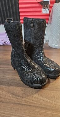 Womens Boots